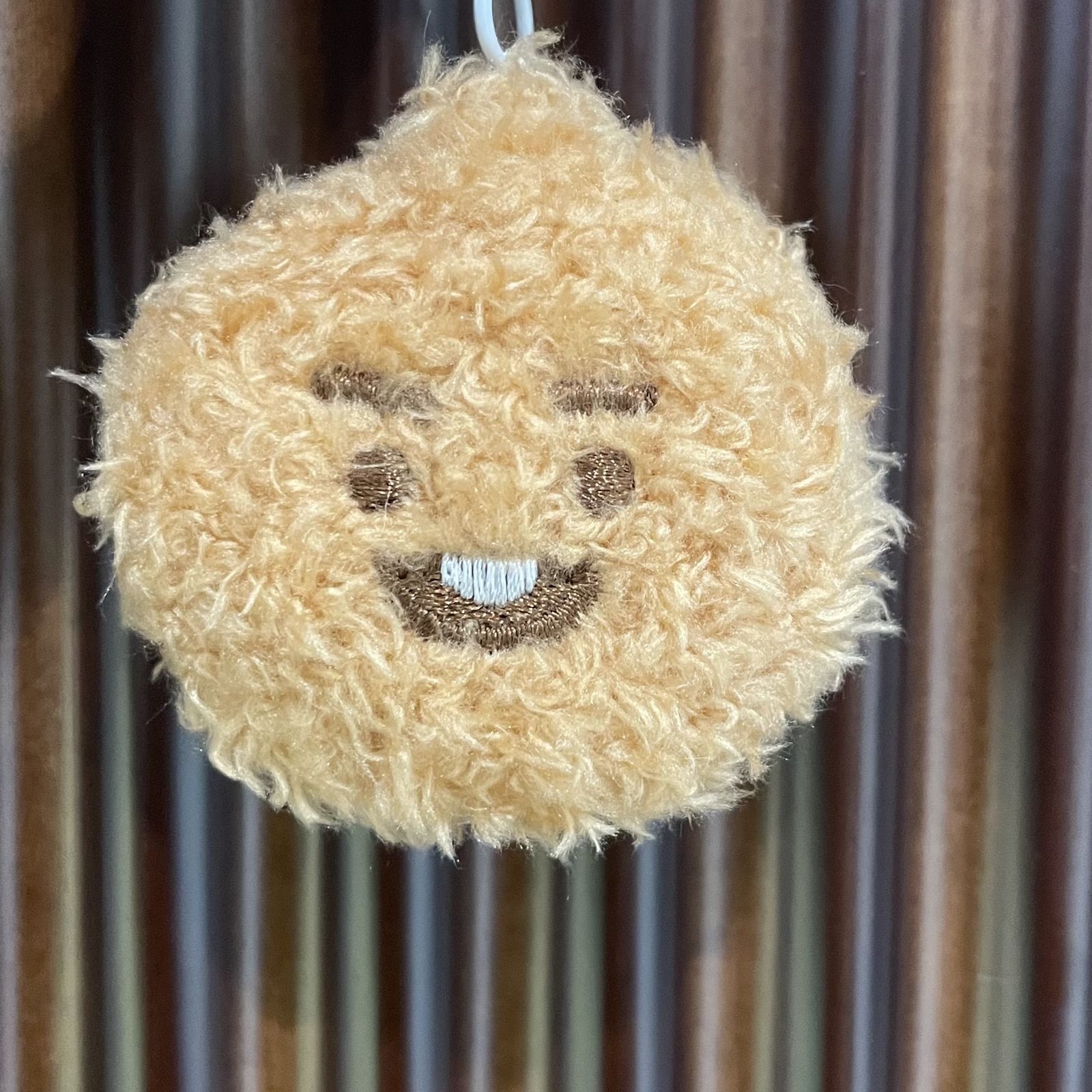 Chaveiro de pelúcia criativo e - Anime Merchandise Wholesale avaliação e preço
