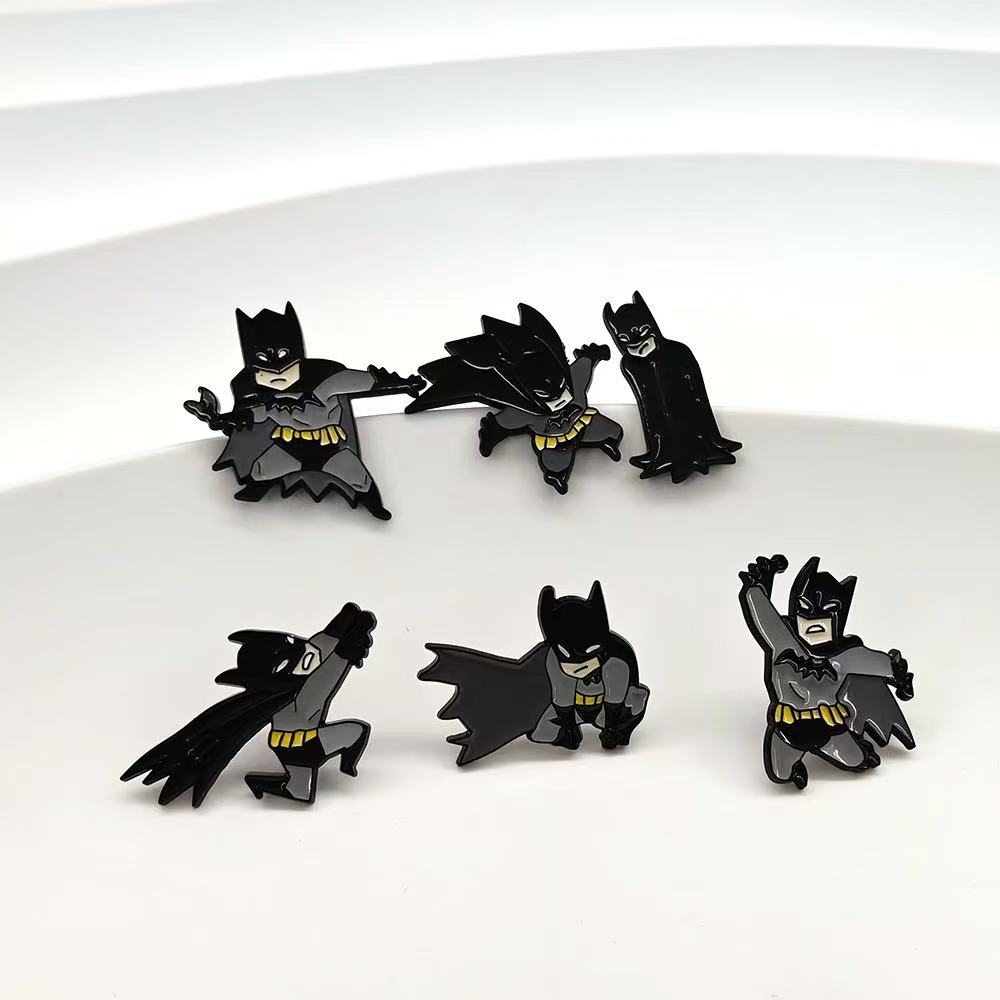 6 PCS Broches de Metal Persona - Anime Merchandise Wholesale avaliação e preço